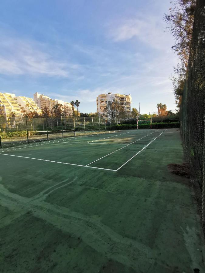 פורטימאו Logement Terrain De Tennis/Piscine 800M De La Mer מראה חיצוני תמונה